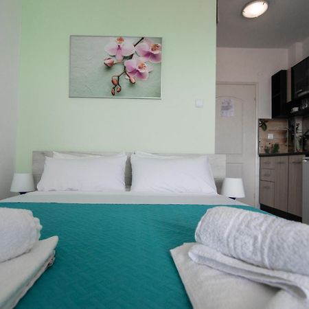 Dias Apartments Mola Kalyva Eksteriør bilde