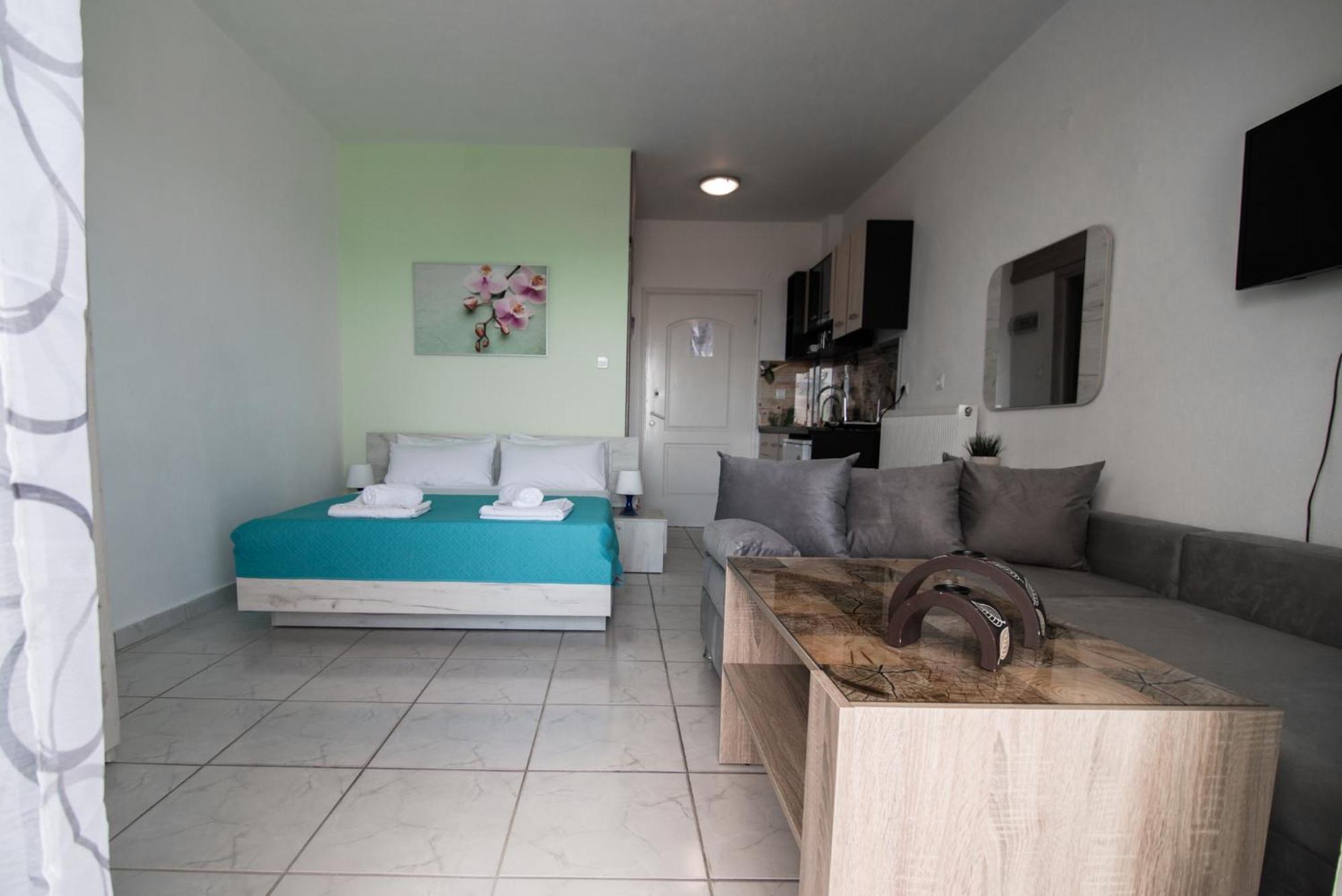 Dias Apartments Mola Kalyva Eksteriør bilde