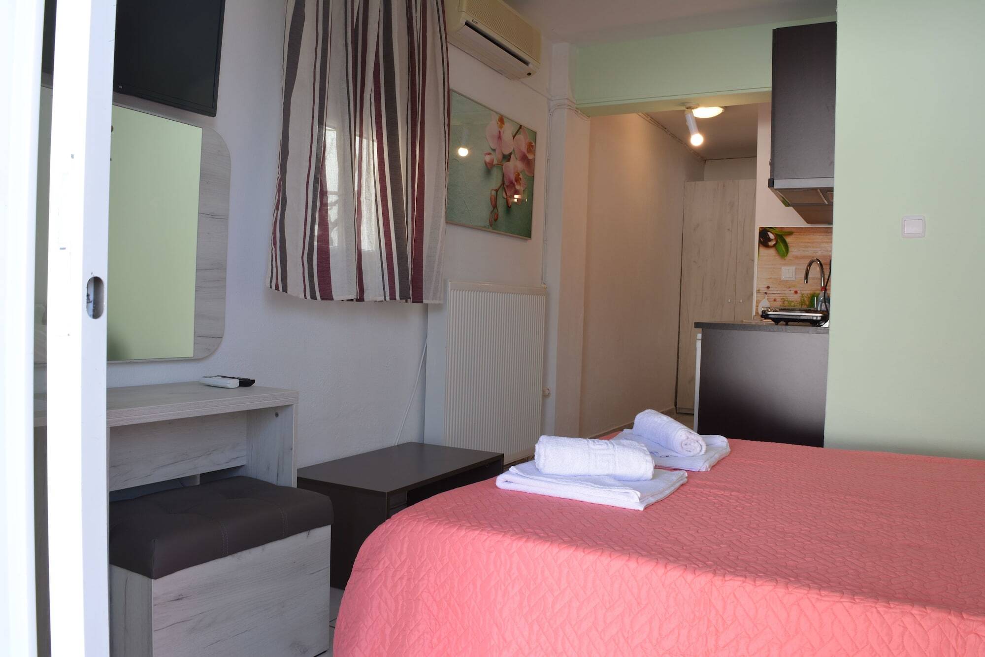 Dias Apartments Mola Kalyva Eksteriør bilde